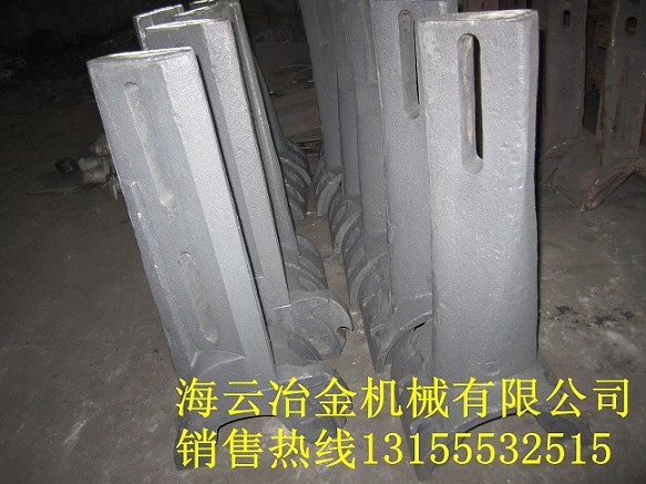 低價(jià)出售三一重工120站好質(zhì)量中間攪拌臂、180站過橋板、耐磨配件